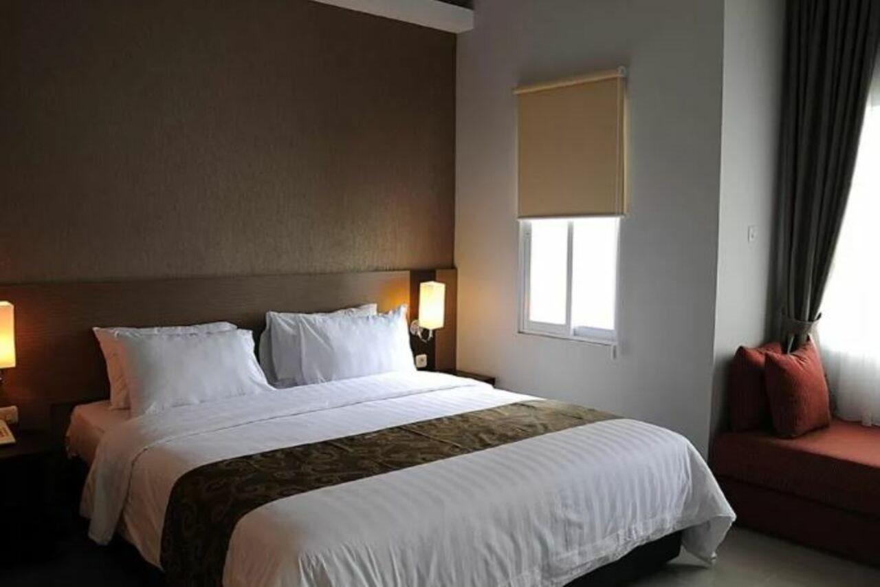 Hotel Lorin New Kuta Pecatu Exterior foto